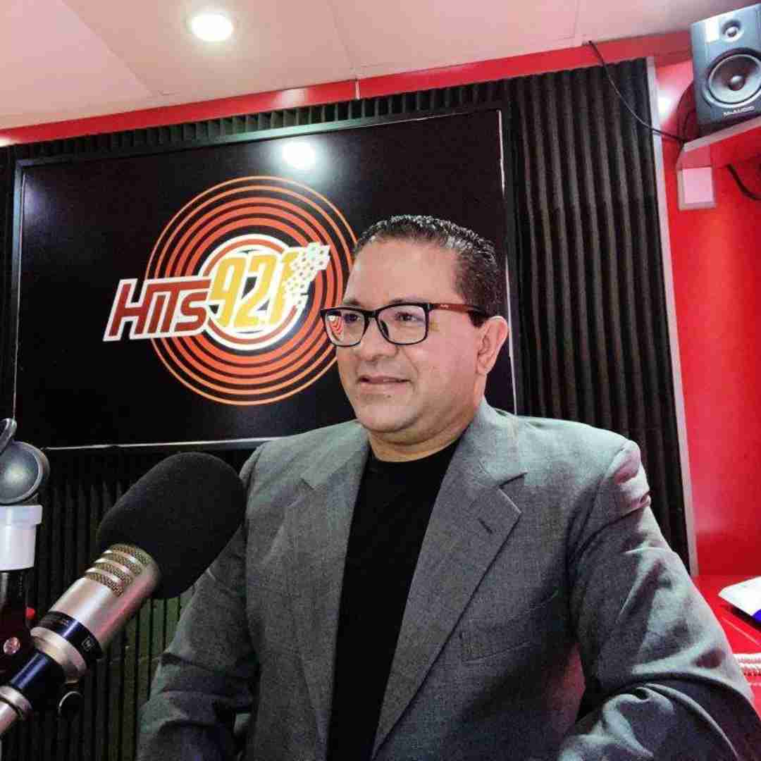 Robert "Roro" García