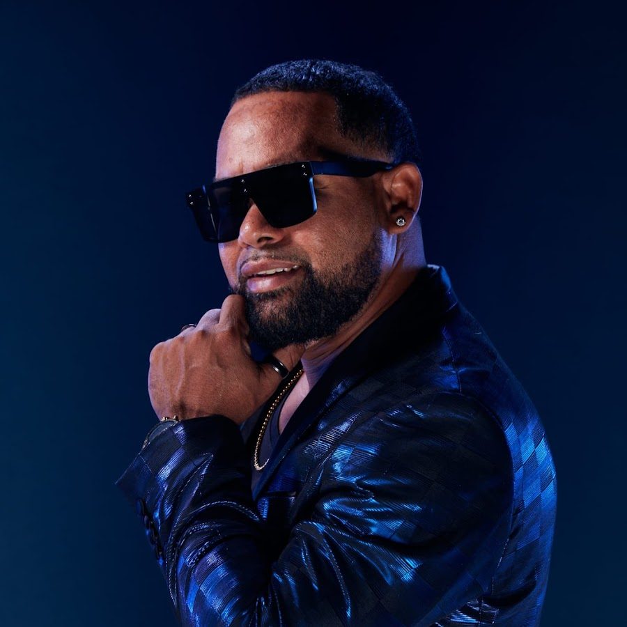 Bachata: “No es por acá” de Allendy