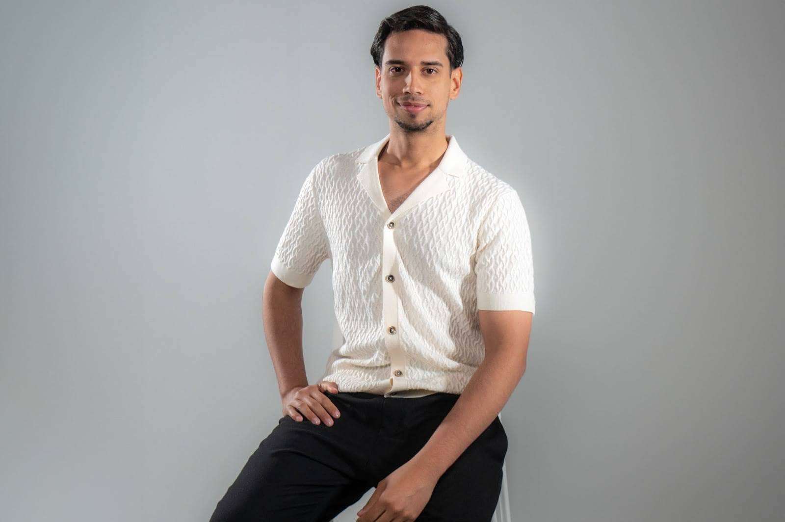 Anthony Bachata, el Artista que Define el Género del Amargue con su Estilo Propio