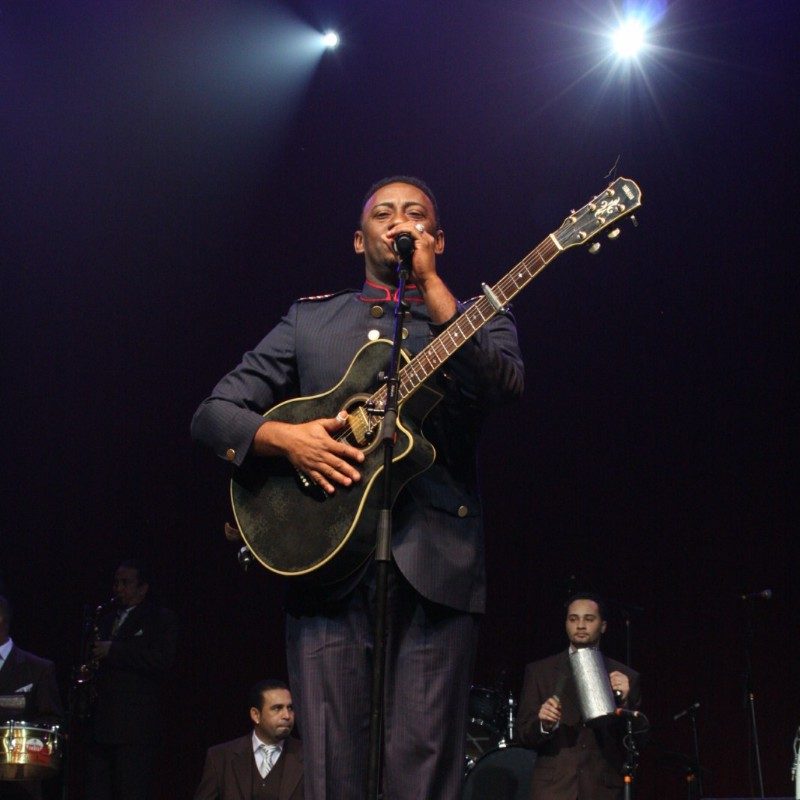 Antony Santos en concierto